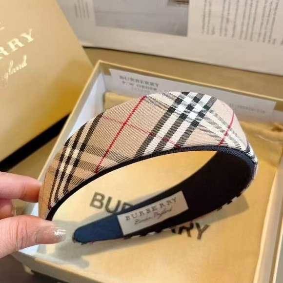Burberry Classic Tan Plaid Headband - Picture 3 of 8
